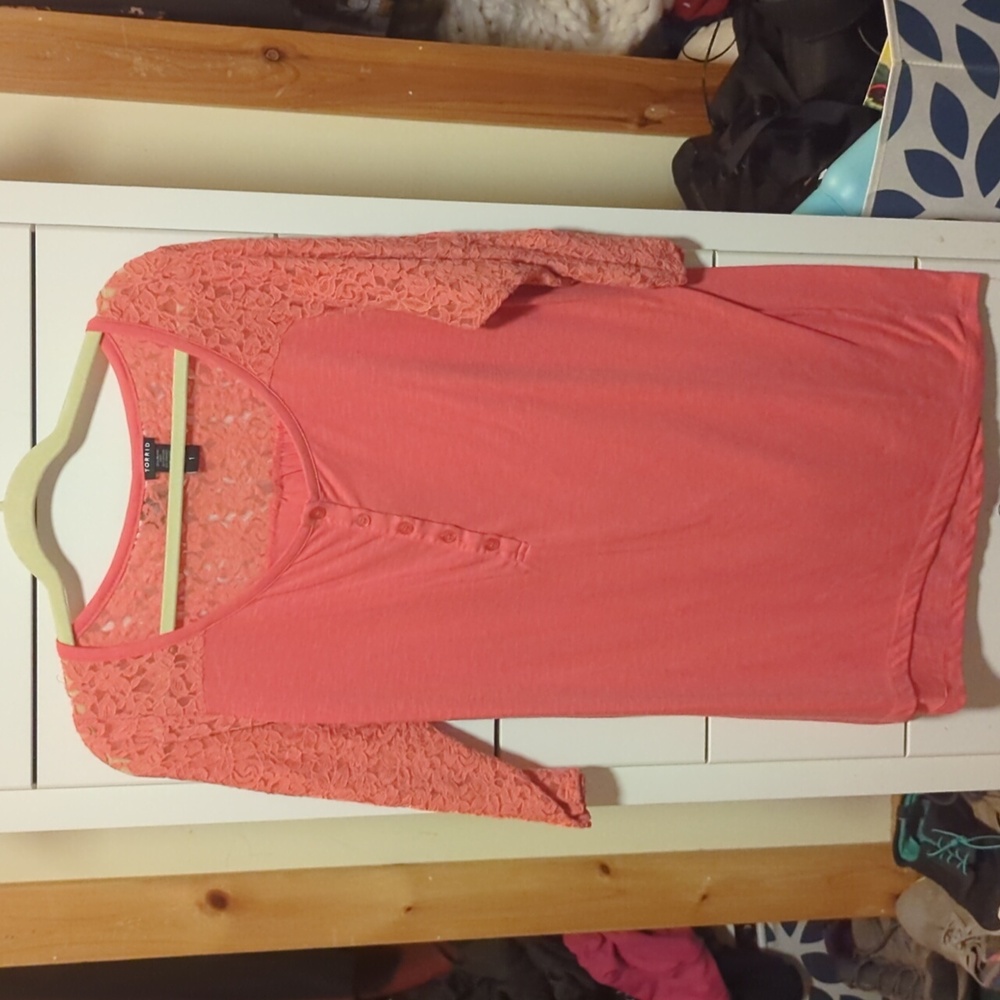 Lacey tunic with buttons- Torrid